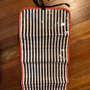 HENRI BENDEL Black White Stripes Jewelry Makeup Roll Bag Hanging Pouch Case NWT